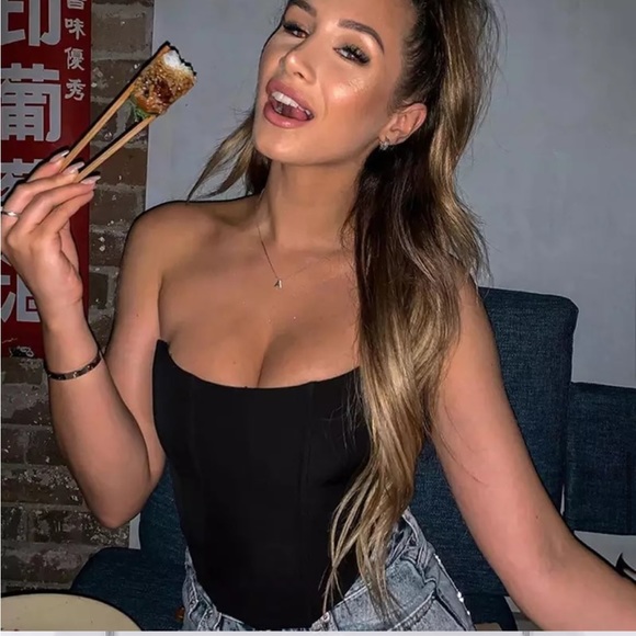 SOLD ✨NWT Corset Crop Top - Picture 5 of 6